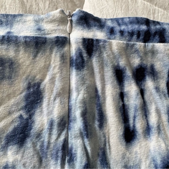 Lauren Ralph Lauren Blue Tie Dye Skirt Size M - Picture 9 of 11